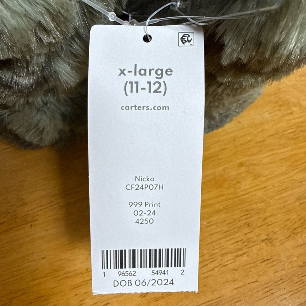 Carters Kids Monster Feet Fuzzy House Shoes XL 11-12 Green NWT - Picture 4 of 4